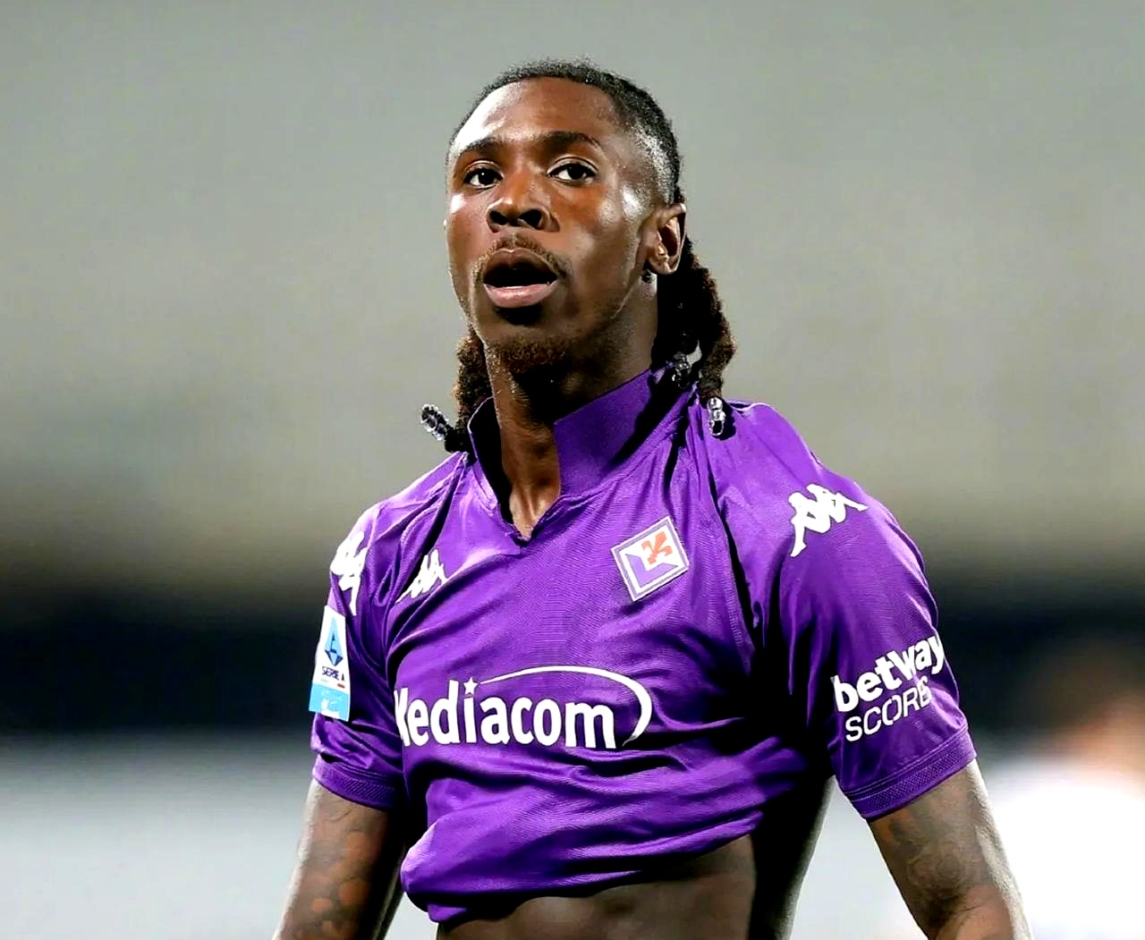 包含转折点！上海海港主帅复盘；欧篮联转会期攻防权衡；管理层满意；临场指挥获称赞的词条