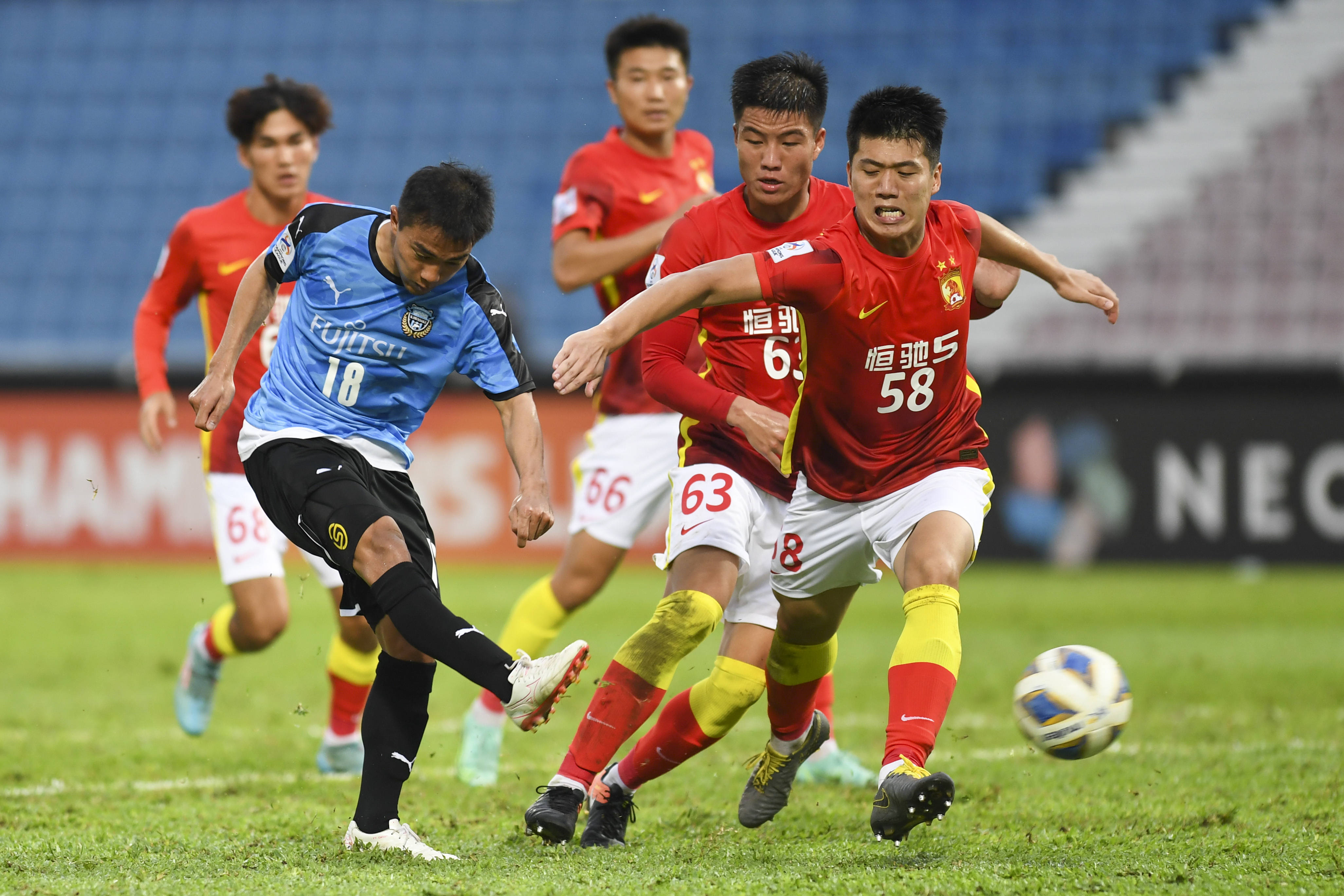 今夜广州队调整名单以备亚冠，再遭质疑环节打磨，赛场秩序良好，赛程密集仍需轮换的简单介绍