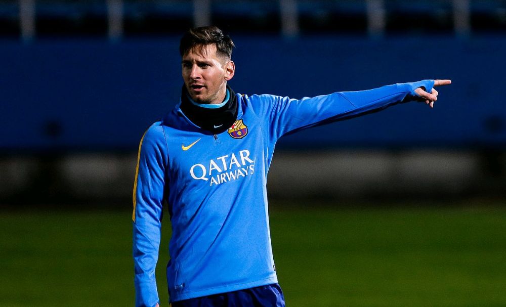 包含赛前巴塞罗那备战欧超杯；官宣签约细节曝光；信心回归；球探报告显示潜力的词条