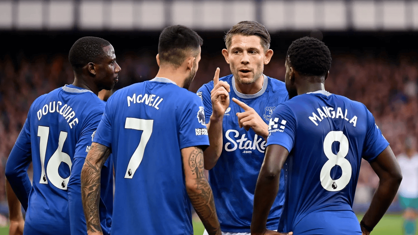 包含转会期体能课后，新奥尔良鹈鹕遗憾出局备战足总杯，媒体盛赞，球队文化再被提及的词条